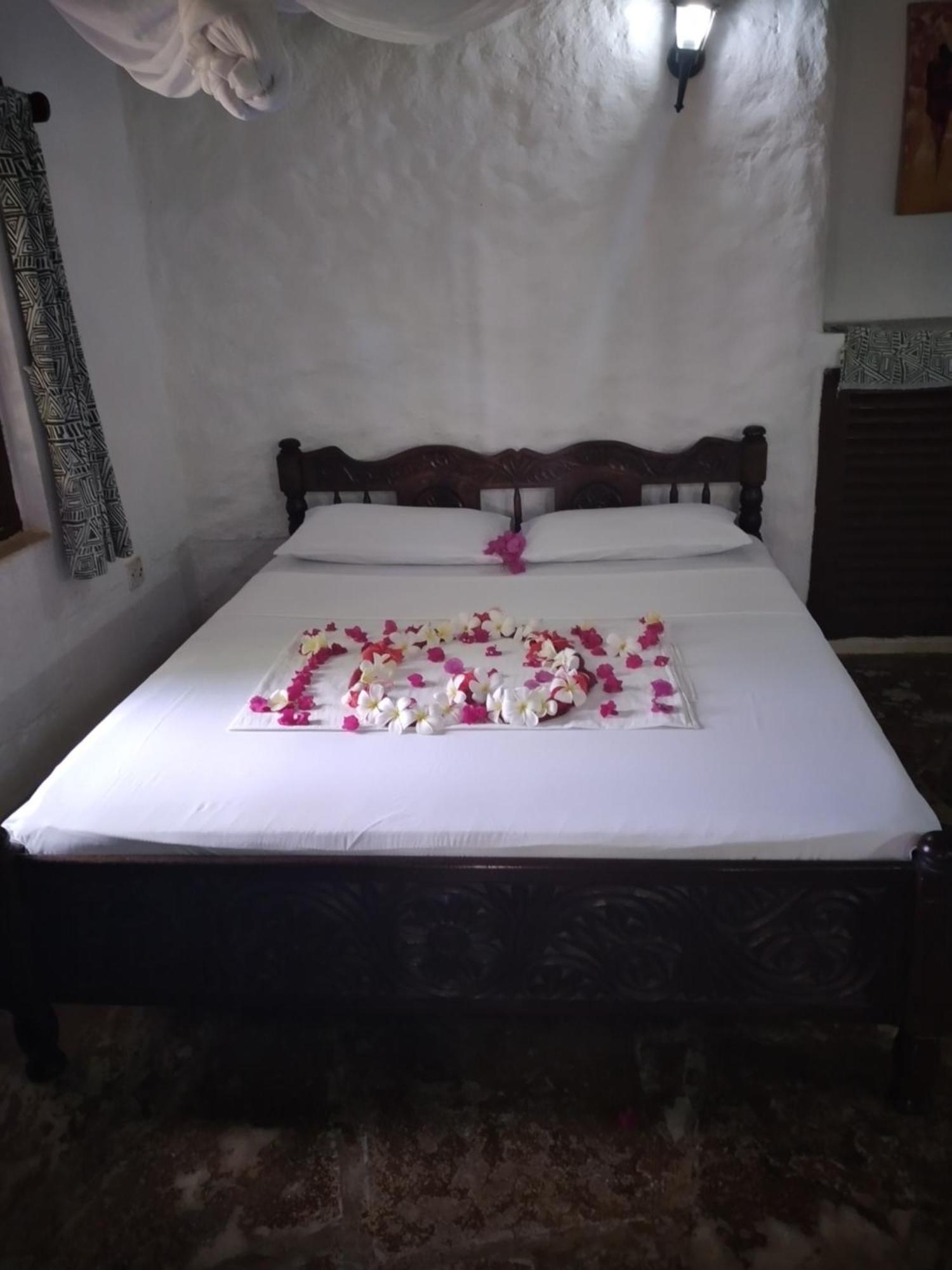 Diani Banda Cottages Diani Beach Kamer foto